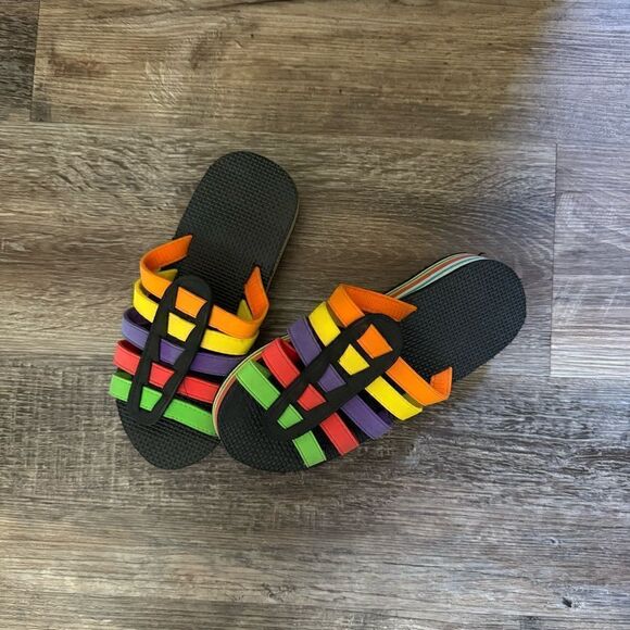 Unbranded Multicolored Rainbow Slip On Sandals Size 6 - Picture 2 of 6